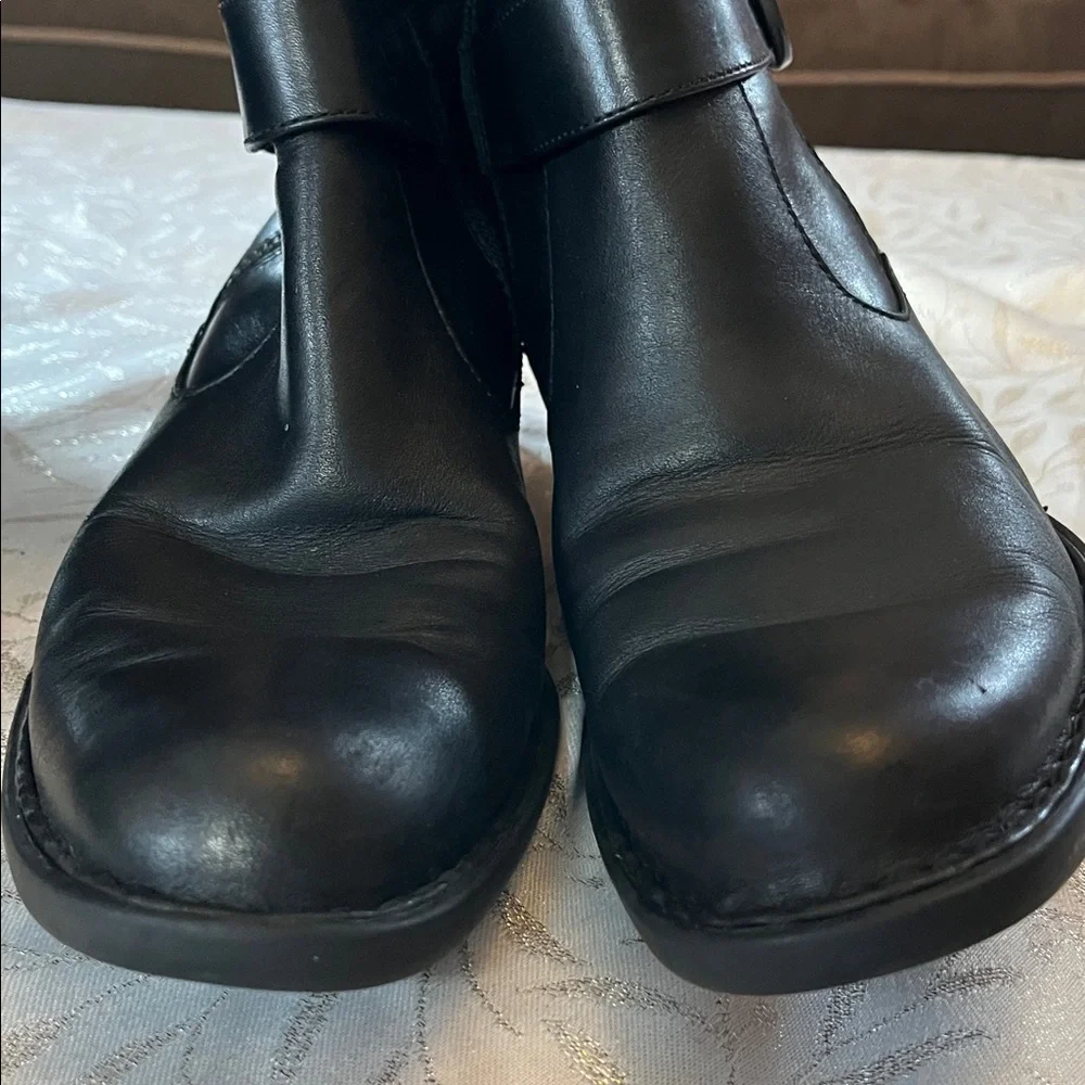 Crown by Born Black Upper Leather Over the Knee Boots with Buckle Details Size 8